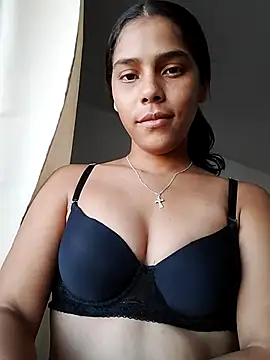 Snapshot of Emily_playboy1 chatting on 10/16/25, 09:23 Emily playboy1 online show from 10/16/25, 09:23