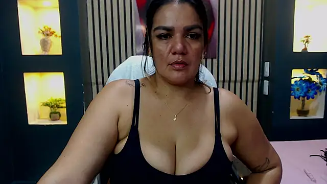 Snapshot of ruby_jimenez19 chatting on 10/16/25, 02:53 ruby jimenez19 online show from 10/16/25, 02:53