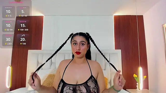 Amara18   online show from 05/04/26, 08:00