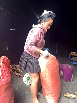 miemie-xx online show from 11/15/25, 01:42