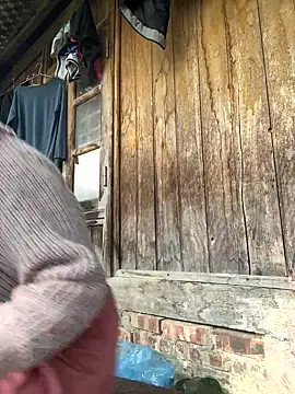 miemie-xx online show from 10/29/25, 09:41