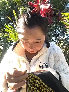 miemie-xx online show from 11/29/25, 12:55