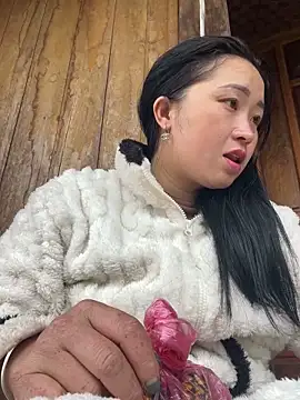 miemie-xx online show from 12/05/25, 01:38