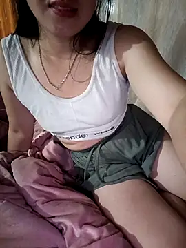 miemie-xx online show from 10/22/25, 12:32