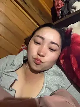 miemie-xx online show from 11/29/25, 01:22