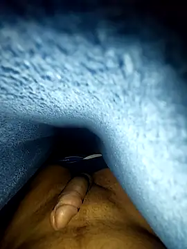 Merlin2310 online show from 12/19/25, 05:54