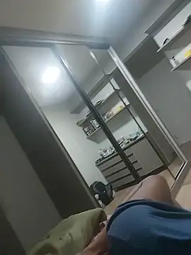 Merlin2310 online show from 03/12/26, 03:12