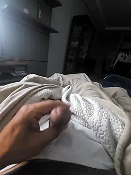 Merlin2310 online show from 11/27/25, 02:34