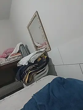 Merlin2310 online show from 02/10/26, 03:05