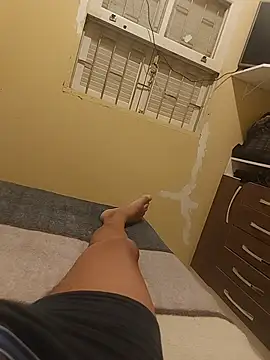 Merlin2310 online show from 12/22/25, 05:07