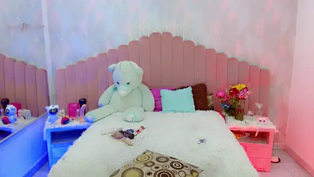 amber maldonado online show from 11/02/25, 03:44