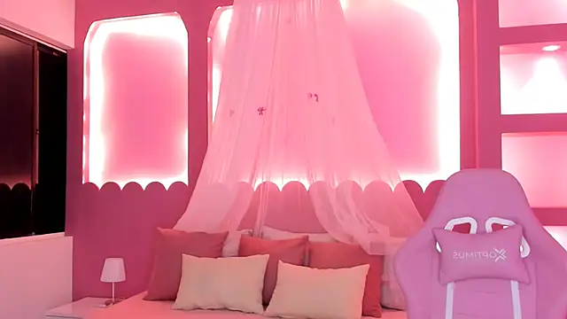 HolyLux online show from 11/07/25, 11:04