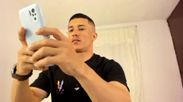 Muscle man07 online show from 11/15/25, 09:41
