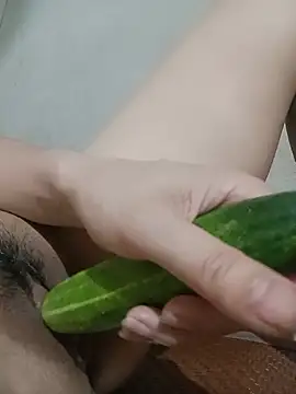 ladzy sexy online show from 06/17/26, 10:30