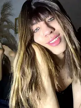 SiaraRealist online show from 01/09/26, 03:13