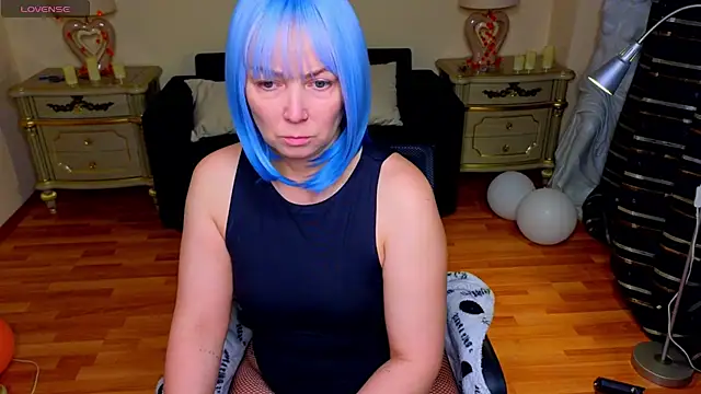 Viola Rayden online show from 11/10/25, 11:15