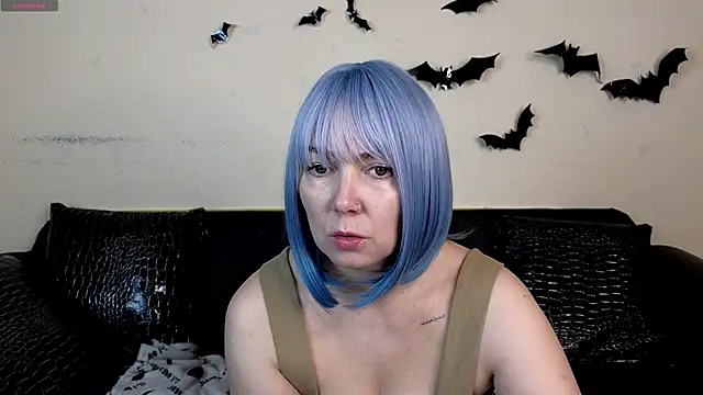 Viola Rayden online show from 11/19/25, 04:45