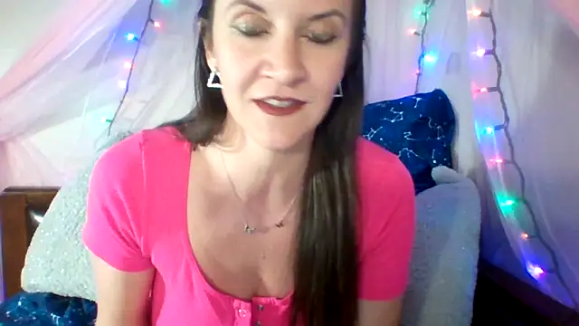 easy briezy online show from 11/19/25, 01:16