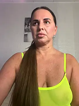 MIRAA LUV online show from 10/22/25, 08:08