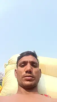 BiggerDickGuy online show from 11/21/25, 04:22