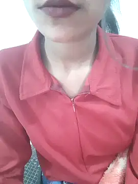 Snapshot of Mahi677 chatting on 02/10/26, 04:33 Mahi677 online show from 02/10/26, 04:33