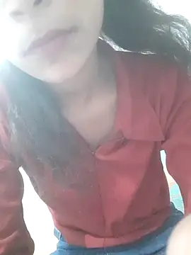 Snapshot of Mahi677 chatting on 02/19/26, 06:32 Mahi677 online show from 02/19/26, 06:32