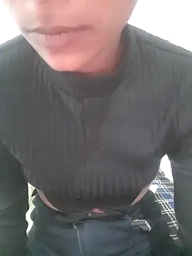 Snapshot of Mahi677 chatting on 02/20/26, 12:07 Mahi677 online show from 02/20/26, 12:07