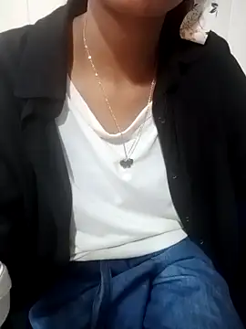 Mahi677 online show from 11/16/25, 03:55