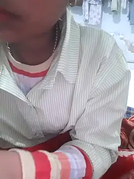 Snapshot of Mahi677 chatting on 02/05/26, 05:14 Mahi677 online show from 02/05/26, 05:14