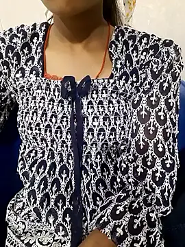 Mahi677 online show from 11/17/25, 03:43