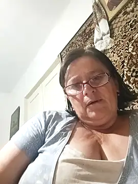 Snapshot of MilaCold5443 chatting on 06/04/26, 08:24 MilaCold5443 online show from 06/04/26, 08:24