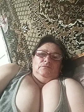 Snapshot of MilaCold5443 chatting on 06/10/26, 06:42 MilaCold5443 online show from 06/10/26, 06:42