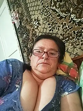 Snapshot of MilaCold5443 chatting on 07/11/26, 11:54 MilaCold5443 online show from 07/11/26, 11:54