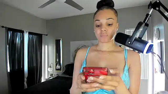 Myonnathegod online show from 11/24/25, 11:49