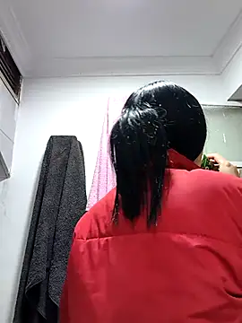 AbbyLewiis online show from 12/17/25, 02:38