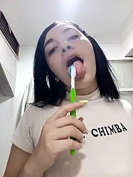 AbbyLewiis online show from 12/03/25, 09:42