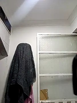 AbbyLewiis online show from 11/12/25, 11:14