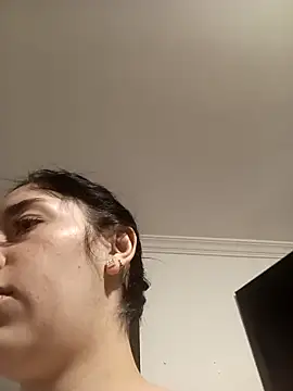 AbbyLewiis online show from 10/31/25, 11:18