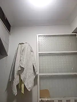 AbbyLewiis online show from 11/29/25, 10:04