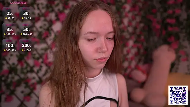 Petite Polly online show from 11/24/25, 06:19