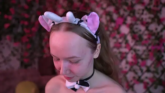 Petite Polly online show from 11/29/25, 06:08