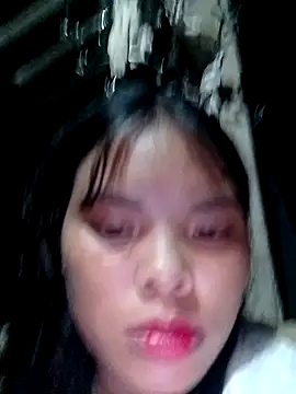 Snapshot of hello-cute chatting on 10/09/25, 01:11 hello-cute online show from 10/09/25, 01:11
