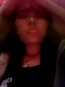 hello-cute online show from 10/25/25, 11:16