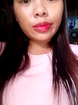Snapshot of hello-cute chatting on 10/12/25, 08:26 hello-cute online show from 10/12/25, 08:26