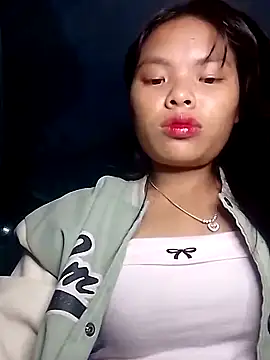 hello-cute online show from 10/31/25, 06:10