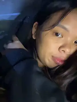 hello-cute online show from 11/30/25, 01:01