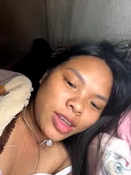 hello-cute online show from 12/02/25, 03:03