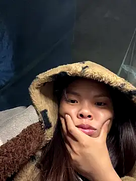 hello-cute online show from 11/28/25, 06:52