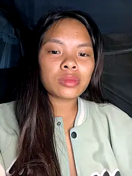 hello-cute online show from 12/03/25, 06:18