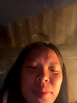 hello-cute online show from 12/01/25, 02:29